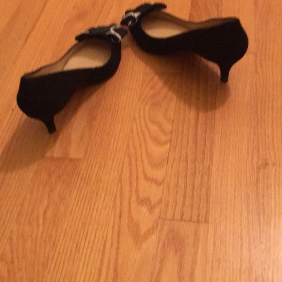 Shoes - Picture 2 of 6